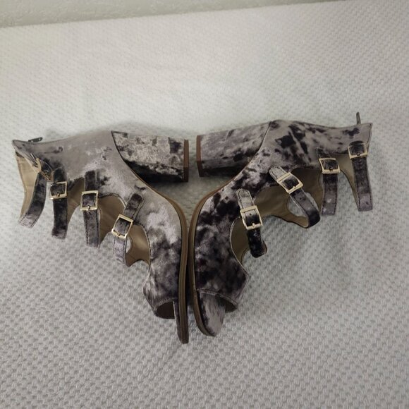 Seychelles Anthropologie Kayak Crushed Velvet Peep Toe Heels Womens Shoes Sz 7.5 - Picture 13 of 16